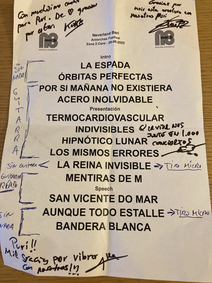 PuriRamirezJ's tweet image. Lo de los @Neverlandbari de hoy en el @planeta_sound ha sido realmente brutal. Y majos a rabiar! 😍😍😍😍 #Ponferrada. Esperamos veros pronto de nuevo por aquí!