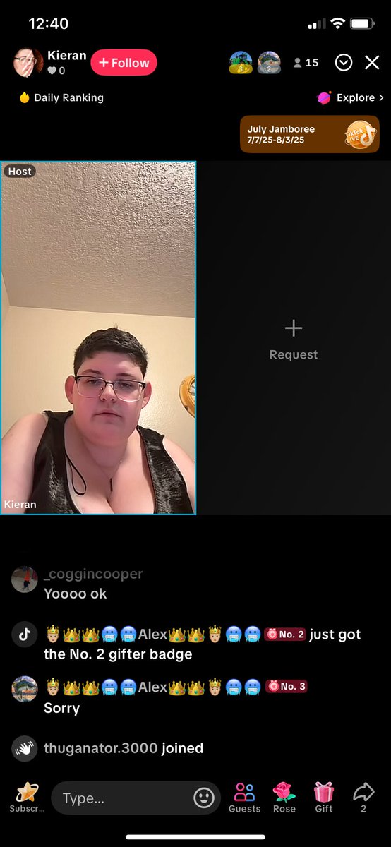 exenater's tweet photo. TikTok lives are something else😭 #TikTokLIVE https://t.co/SJCN2zm4V0