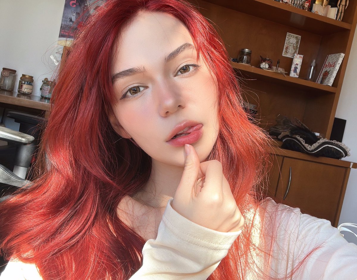 Hi
