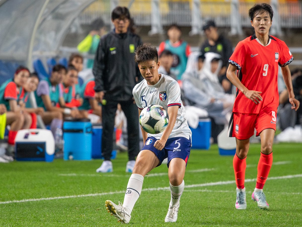 https://bsky.app/profile/lionelpiguet.bsky.social (@lionelpiguet) on Twitter photo Here are some peeks of the <a href="/EAFF_Official/">EAFF</a> match between <a href="/theKFA/">theKFA</a> 🇰🇷 and <a href="/ctfa_football/">中華民國足球協會CTFA-Official</a> 🇹🇼 I took for Trophy Network and <a href="/JSoccerMagazine/">JSoccerMagazine/JSoccer.com</a> / JSoccer.com
#台灣 #臺灣 #Taiwan #CTFA #TeamTaiwan #EAFF2025 #EAFF Here are some peeks of the <a href="/EAFF_Official/">EAFF</a> match between <a href="/theKFA/">theKFA</a> 🇰🇷 and <a href="/ctfa_football/">中華民國足球協會CTFA-Official</a> 🇹🇼 I took for Trophy Network and <a href="/JSoccerMagazine/">JSoccerMagazine/JSoccer.com</a> / JSoccer.com
#台灣 #臺灣 #Taiwan #CTFA #TeamTaiwan #EAFF2025 #EAFF