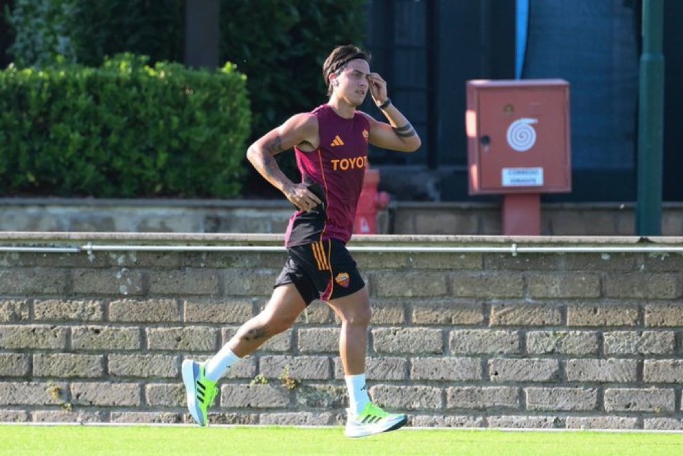 ademarchi74's tweet photo. Questo demone con Gasperini cosa potrà mai diventare 😱😱😱
Saperti abile ed arruolato è la notizia più bella dell’estate
Daje Paulo! 🔴🟠🟡
#Dybala #Gasperini #Asroma #ASR #CMASR https://t.co/kftuD9EbbY