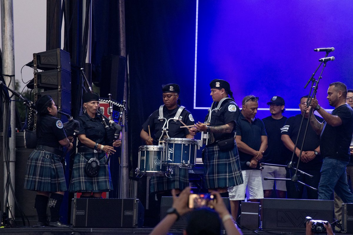 Chicago_Police's tweet image. The Pipes and Drums of the Chicago Police Department performed at the El Grand Festival Colombiano in Humboldt Park Friday evening. Thank you to festival organizers who paused to pay tribute to our fallen CPD officers and their families.