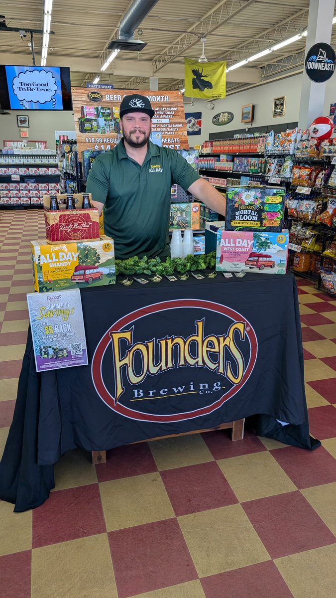 ConsumersBeer's tweet image. We have Founders tastings going on right now at our Sheridan and Abbott locations! Stop in and try your favorites by Founders from now until 2:00pm 🍻