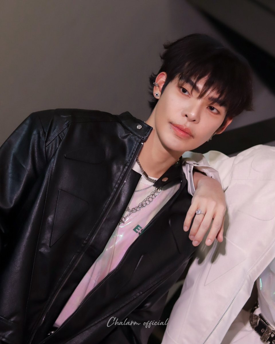Chalarm Official 🦈 tweet media