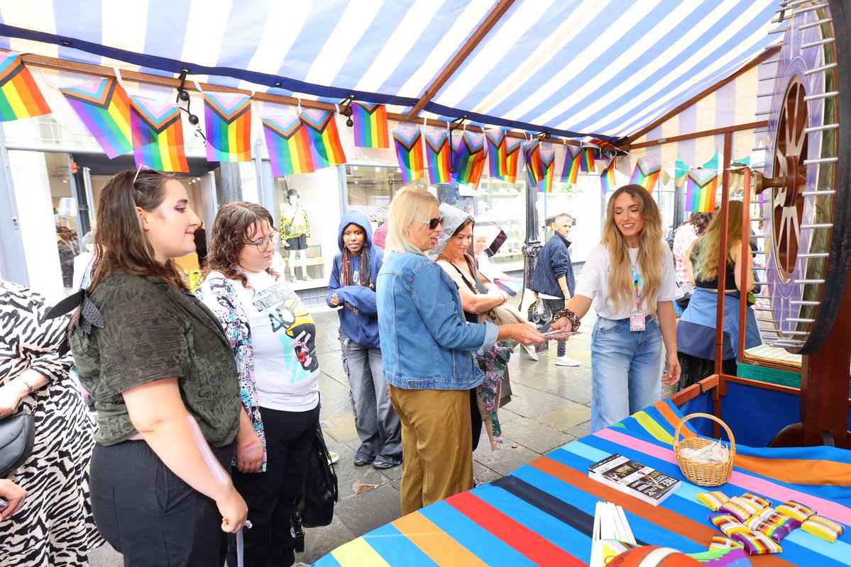 richardsalkeld's tweet image. Despite dark clouds and heavy rain, Newcastle was alive with colour today with people enjoying the @LumoTravel Platform stage for new talent and the market stall with @NewcastleEagle where hundreds of prizes were won on the Spin to Win wheel for @northernprideuk @cwaagency