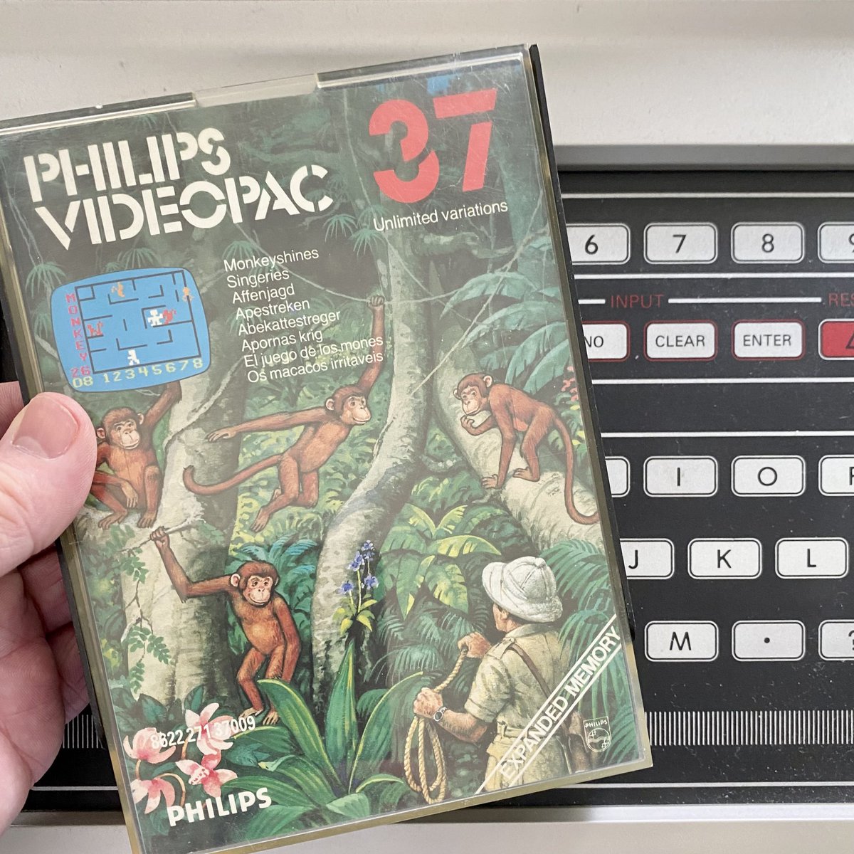 retroguybry's tweet photo. Currently testing out my latest Videopac games. #Videopac #Odyssee2 #Retrogames #Monkeyshines #CrazyChase https://t.co/Zd7NO6NcLy