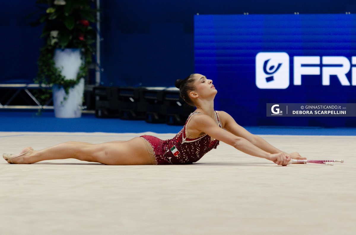 ginnasticando's tweet image. 🥇 Sofia Raffaeli è ORO All-Around alla #WCMilan
