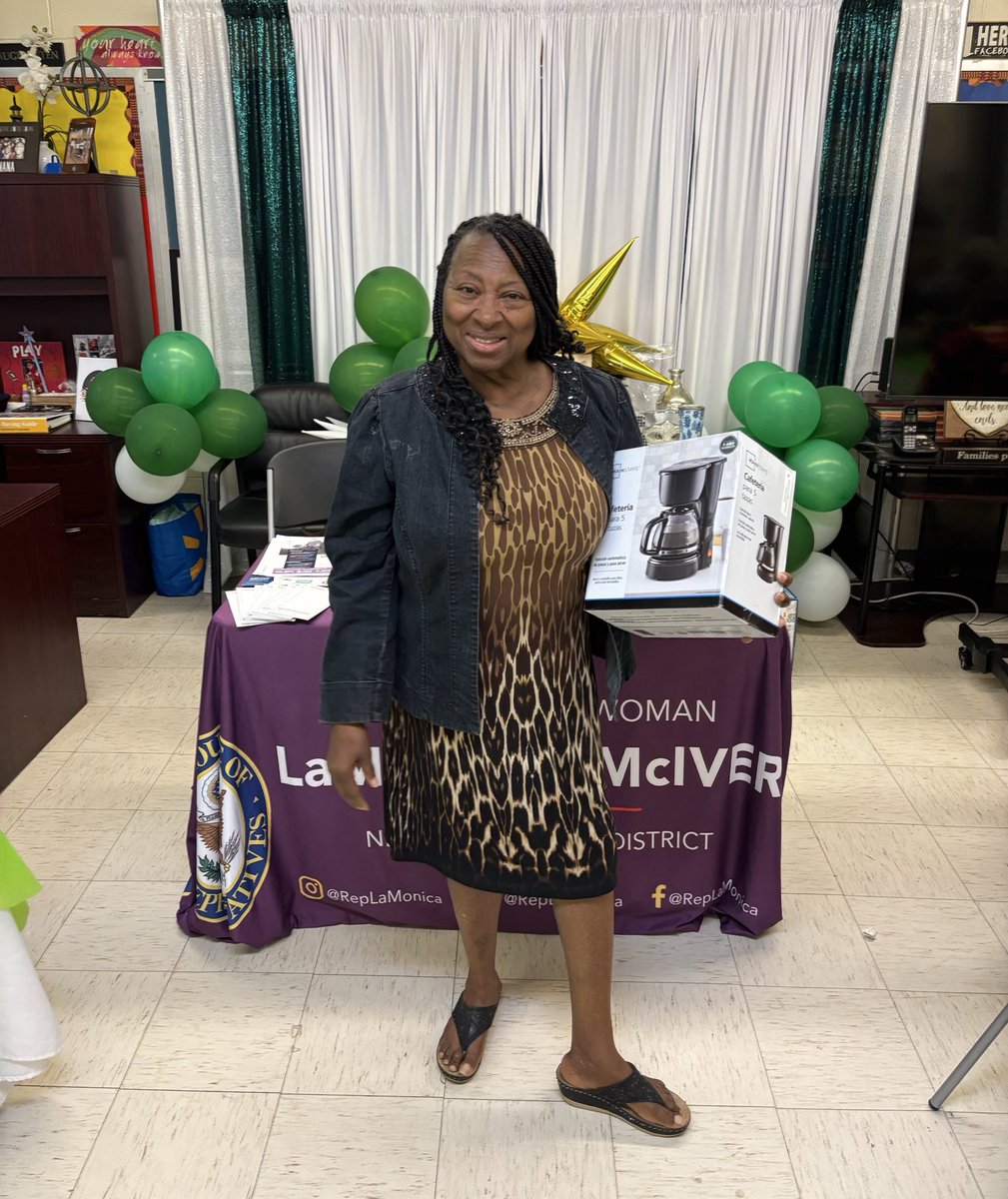 RepLaMonica's tweet image. We ❤️ our seniors in NJ-10! Team LaMonica hosted an amazing Bingo & Chat with our community at Bethany Baptist Church. It was full of fellowship and fun! 😊