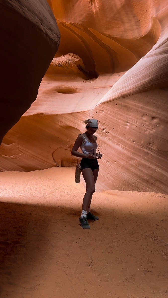 earlygirl__'s tweet image. like…