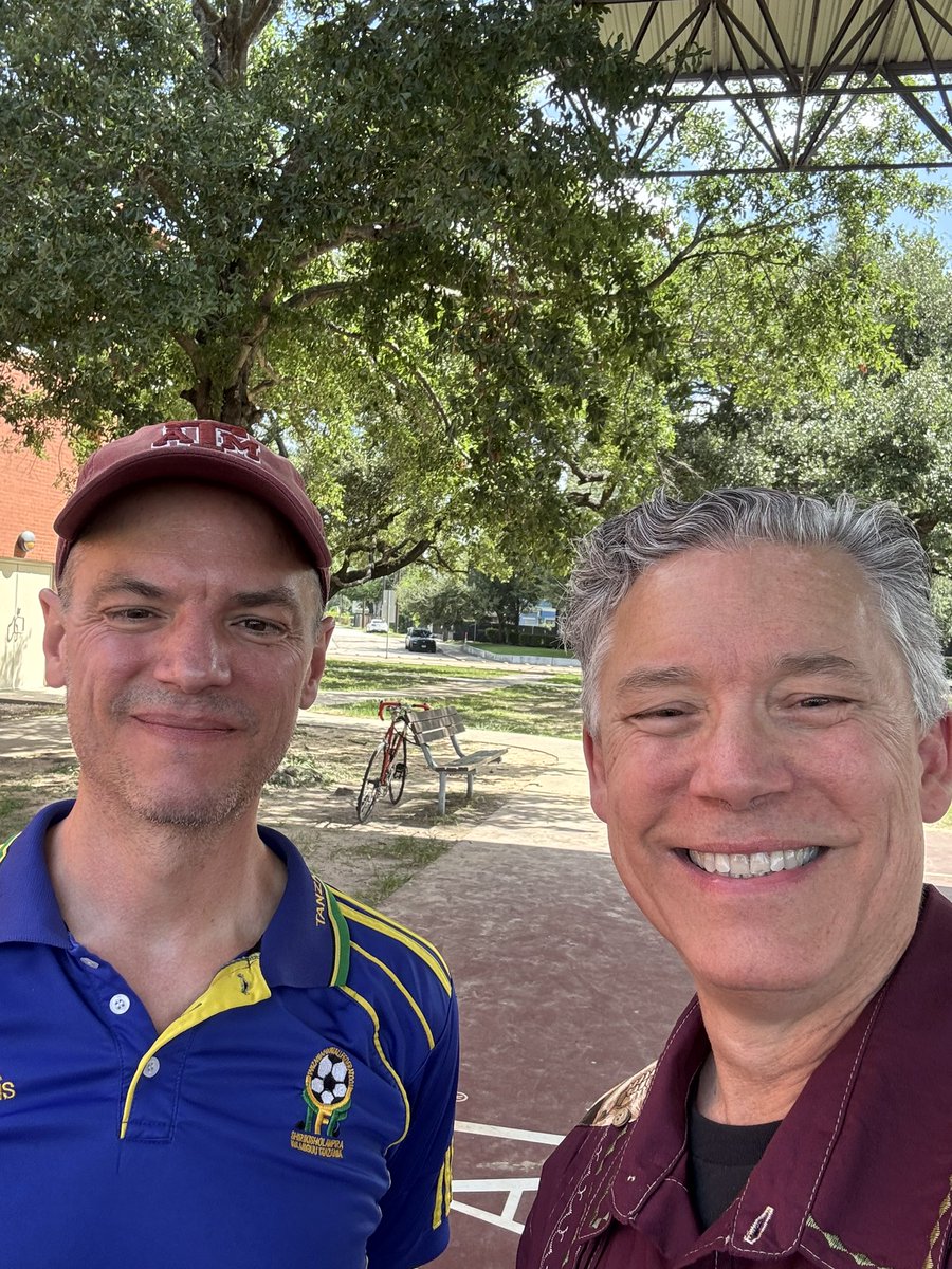JaworskiForTX's tweet image. Great turnout this morning in CD29 at Joe Moody Park in the fabulous Texas heat to blow the whistle and turn up the heat on the illegal, unfair and unconstitutional redistricting ORDERED by Donald Trump to his Texas puppet, Greg Abbott.
They say Greg Abbott is invincible. They…