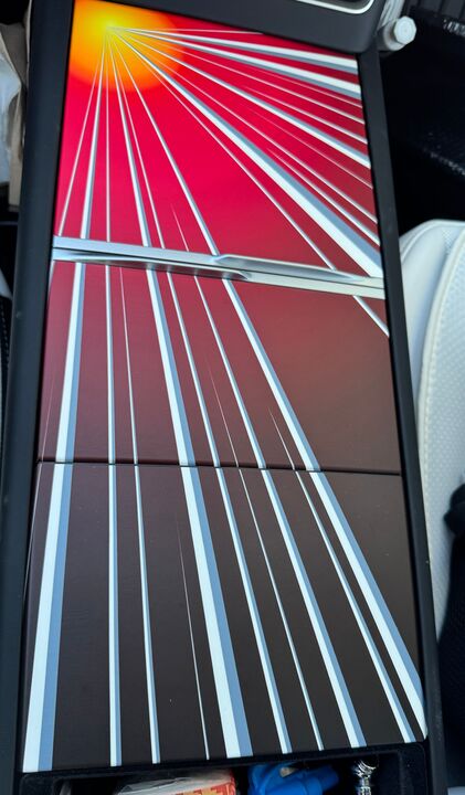 teslabros's tweet image. "I have launch edition and recently installed this center console wrap, and I couldn’t be happier with the result. The wrap fits perfectly and instantly upgrades the look of the interior...No bubbles or wrinkles once applied. If you’re looking to personalize your Tesla while also…