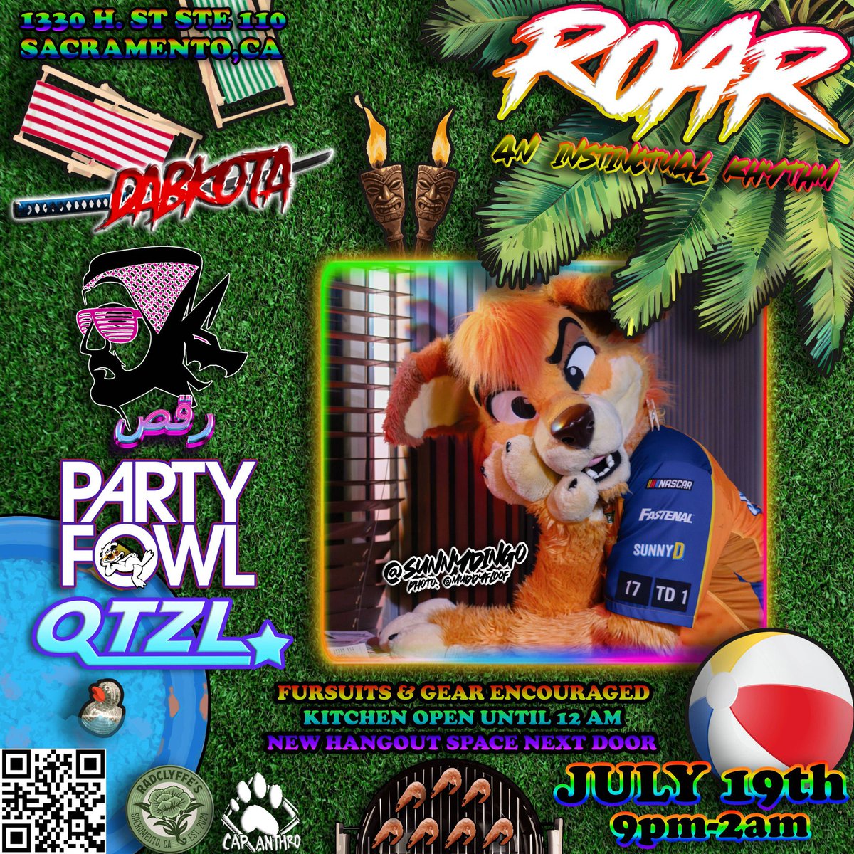 Zarafagiraffe's tweet image. Heading up to Sacramento this evening for Roar/ @RoarPartySac, Sac’s monthly furry bar/ dance party. Looking forward to seeing all you fuzzbutts tonite!