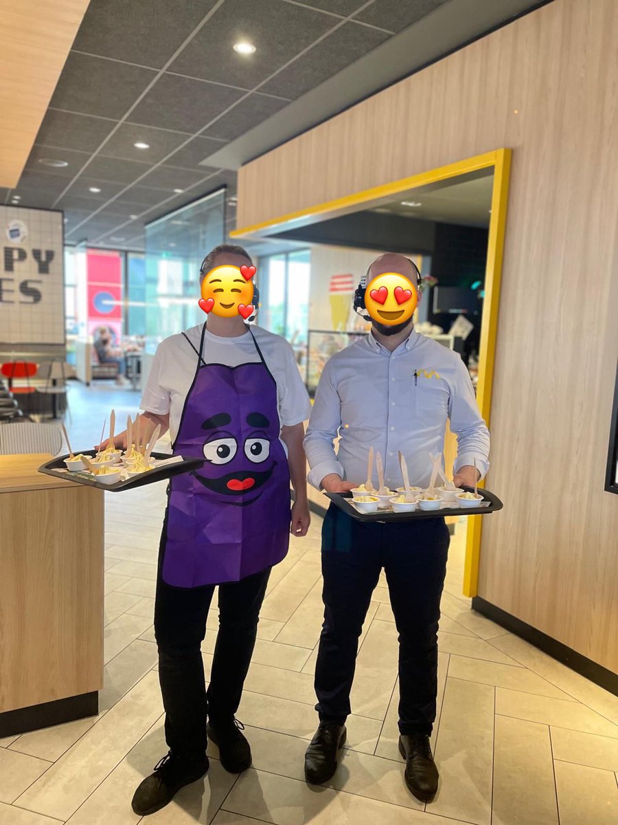 ScottHansonDE's tweet photo. @McFranchisee @McDonalds Our staff loves the Grimace aprons https://t.co/xyy3omJSnp