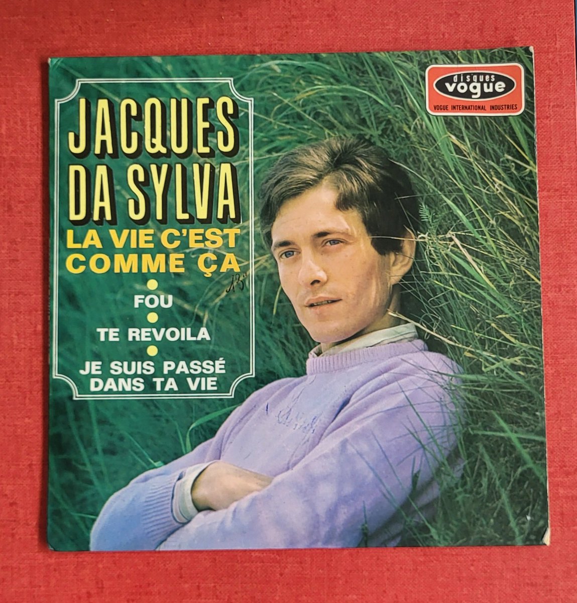 gotglink's tweet image. Sur @StationSimone, l'un des meilleurs EP français des 60's dans Anti-Yéyé.
Une pop très élégante inspirée des Beatles.
Jacques Da Sylva - La vie c'est comme ça (1967)
youtu.be/WHgQqW_JPc4?fe…
