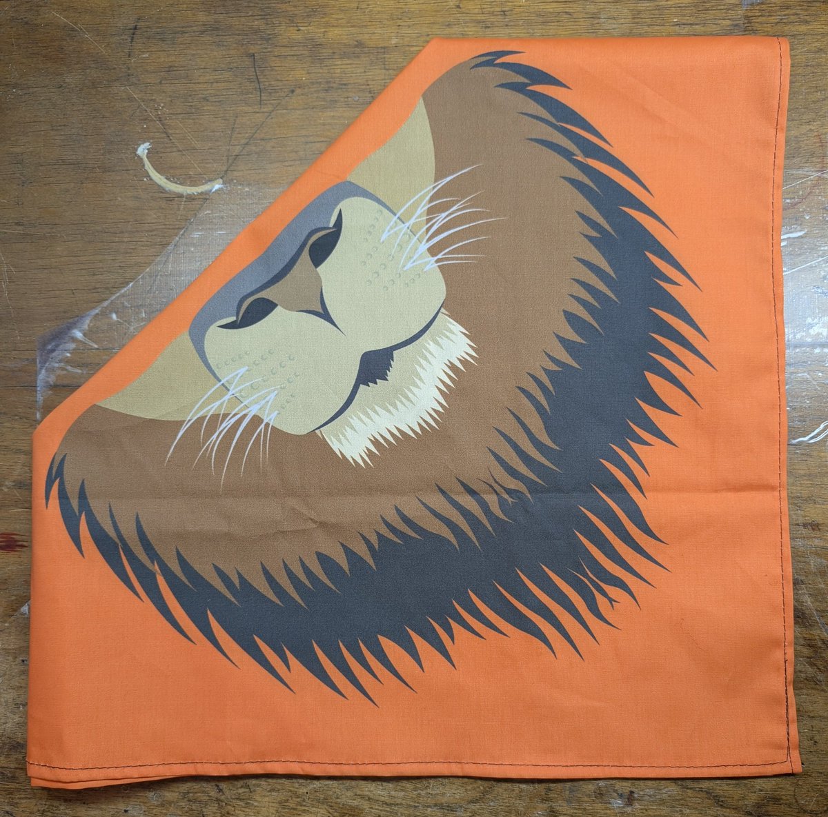 WTRsausage's tweet image. Giveaway: Double sided lion bandana
(100% cotton/wash cold/hang dry/Made in the US)
To enter: retweet and follow me by Friday July 25, 9pm EST.
-1 winner
-free shipping via USPS