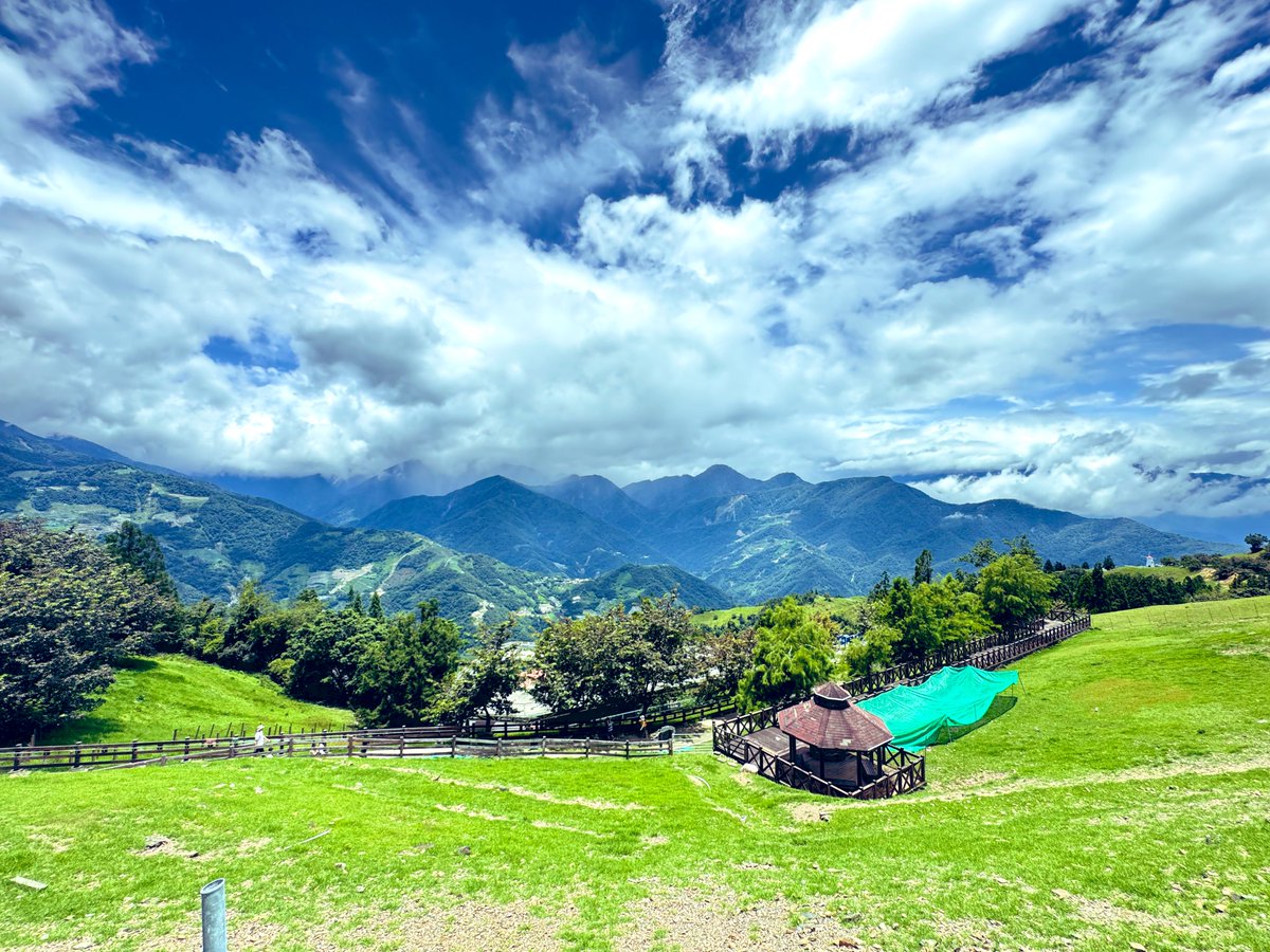 CHCH__J's tweet photo. 天氣好棒～ https://t.co/v8FCxHhVWi