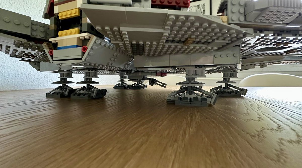 OlitzschG's tweet image. Saturday progress (*the MFalcon is quite heavy*)