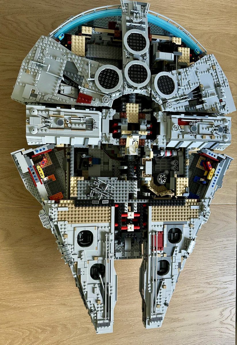 OlitzschG's tweet image. Saturday progress (*the MFalcon is quite heavy*)