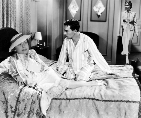 BusterKeatonSoc's tweet image. July 19, 1935
Leah Sewell, accused by Mae Scriven of an affair with her husband, Buster Keaton, after the latter found the former in bed with him, “It was all just a gag. Just kidding (he) made a running jump and landed on my bed by me just as his wife walked in. I was asleep.”