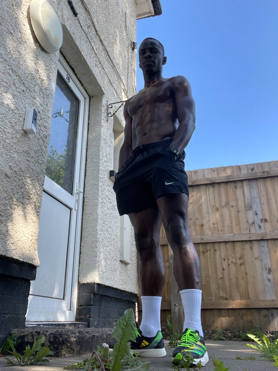 BankCroc's tweet image. Moving In the Shadows. 🐊🍃 #TweetandGo