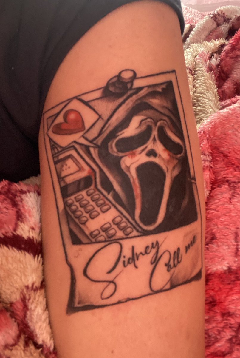 ah, pq além de editora, é fã de scream bla bla blz

lancei