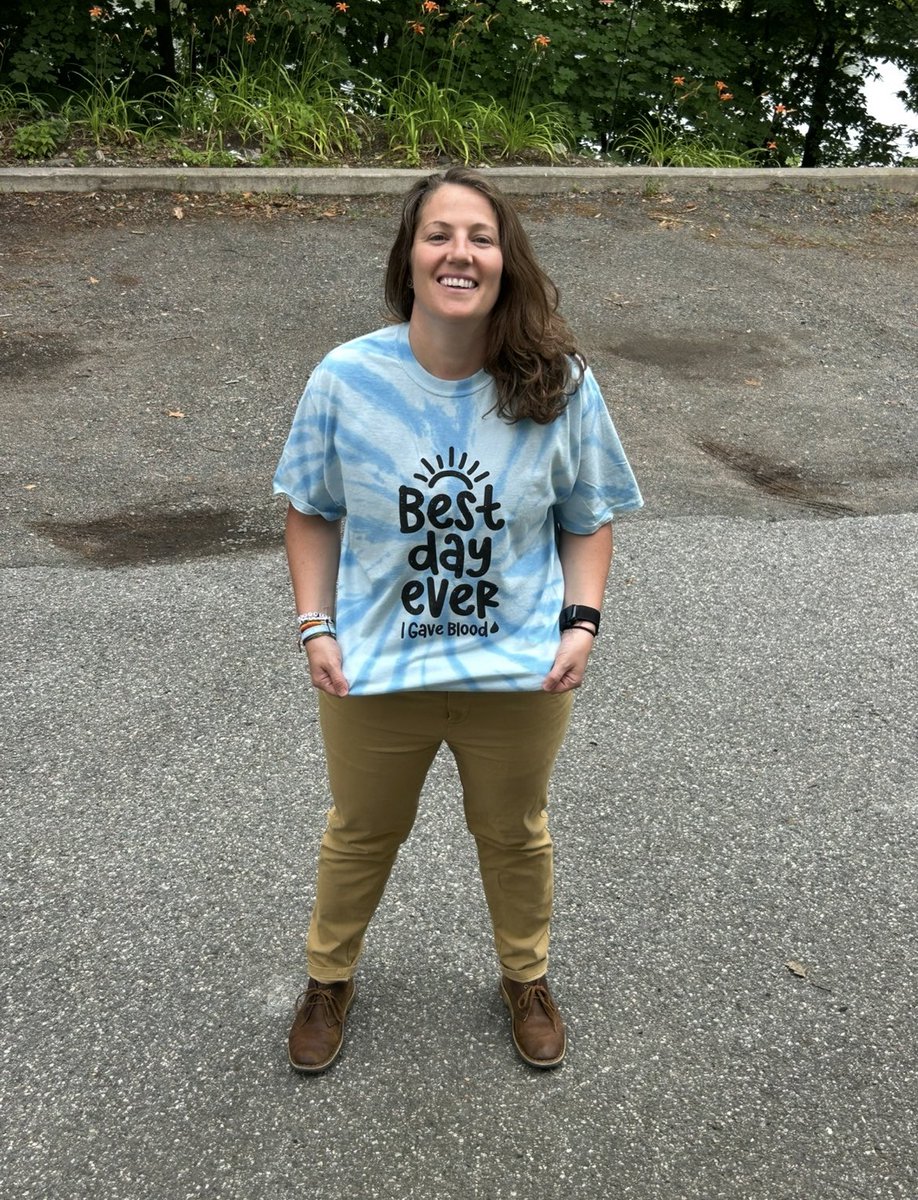 You also get a free t-shirt (pictured) for donating this month!

Blum Center staff members Amy, Danny and Cat are keeping up their tradition to donate multiple times a year as a team.

To schedule an appointment, go to: tinyurl.com/3d64tyxn

(2/2)