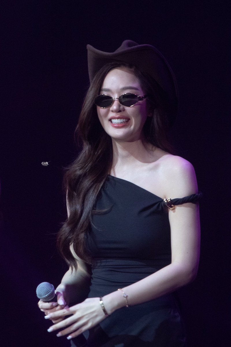 🐱

FINAL CASE PTC MALIN
#PetrichorAfterPartyConcert
#หลินมาลิน #malinmln <a href="/malinlegendary/">MALIN มาลิน</a>