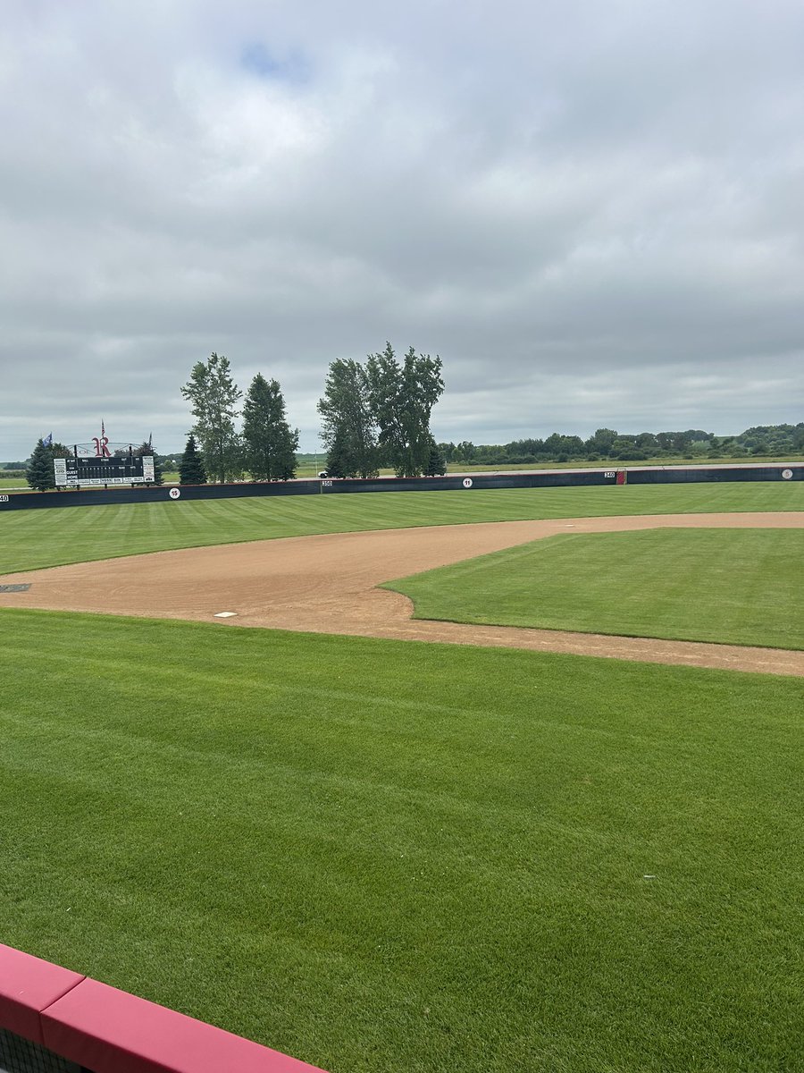 BaseballRoscoe's tweet image. We open up SCL South playoffs this afternoon by hosting familiar foe @laker_blue First pitch scheduled for 2:00.