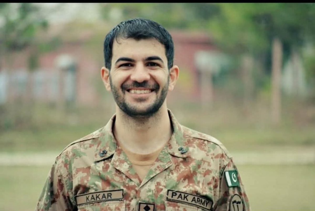 This is truly heartbreaking. May your soul rest in peace Anwar💔💔😭 
Major Anwar kakar💔