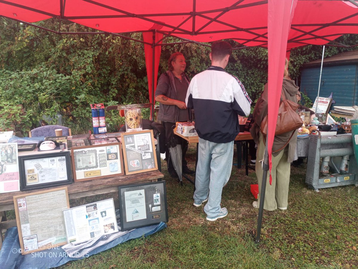 MickBrown3's tweet image. A pleasure to be at the Allotments Summer BBQ today because when the rain stopped it turned into a fantastic afternoon for this amazing group of people. Great to see one Brummie, but hailing from Montserrat proudly flying their flag. Excellent home made pork pies Jamie!