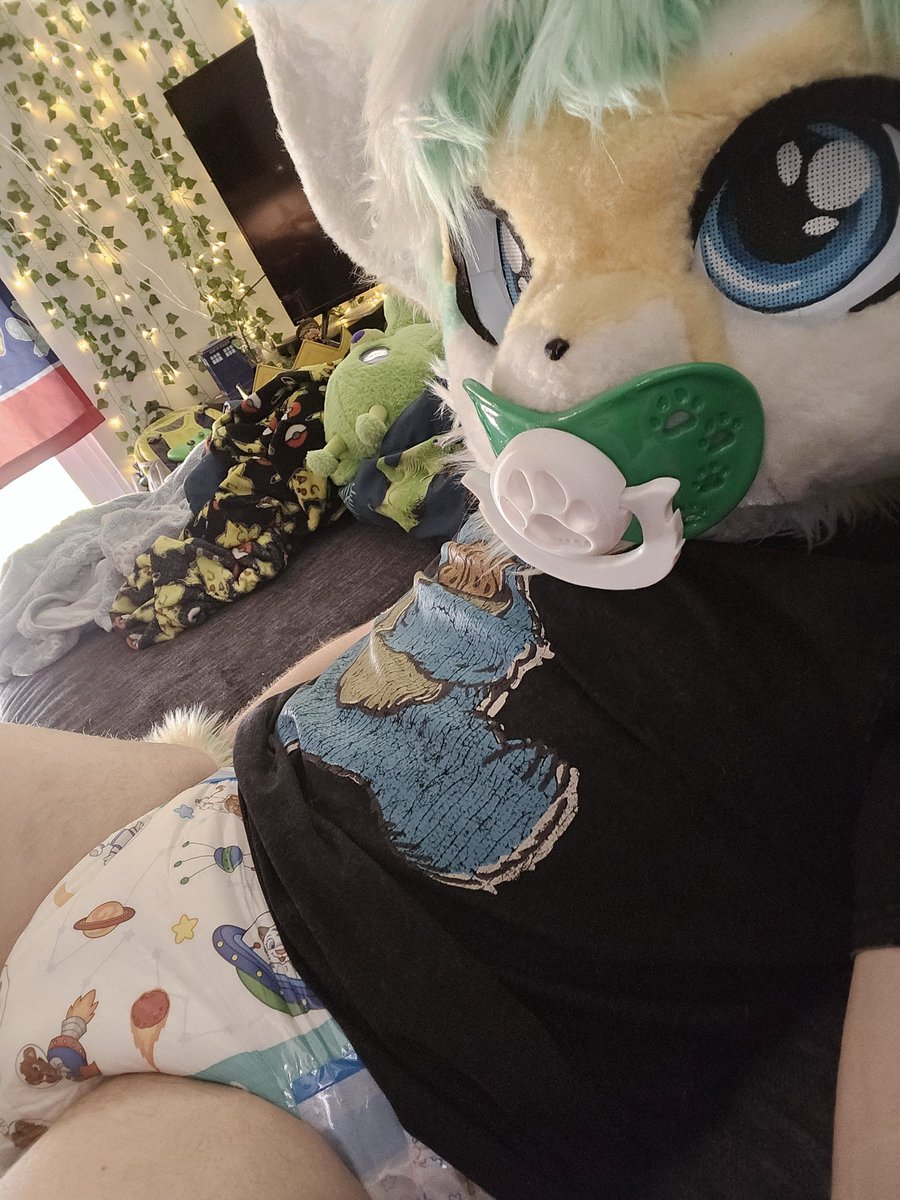 2 gummies later... the pants have rebelled