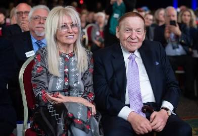 Israel_I_AM's tweet image. Did 45 pivot to a stronger pro Israel position after Miriam Adelson contributed $100 million to a pro-Trump super PAC?
Who is Miriam Adelson; besides being a billionaire born in TelAviv? Her late husband founded Las Vegas Sands Corp with a net worth of $30b +/-
45 also has…