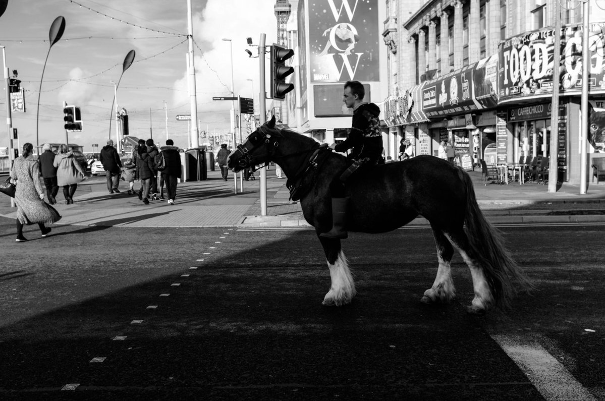 KennyFarq's tweet image. FROM THE ARCHIVE: My photo essay on Blackpool.
Link: substack.com/home/post/p-13…