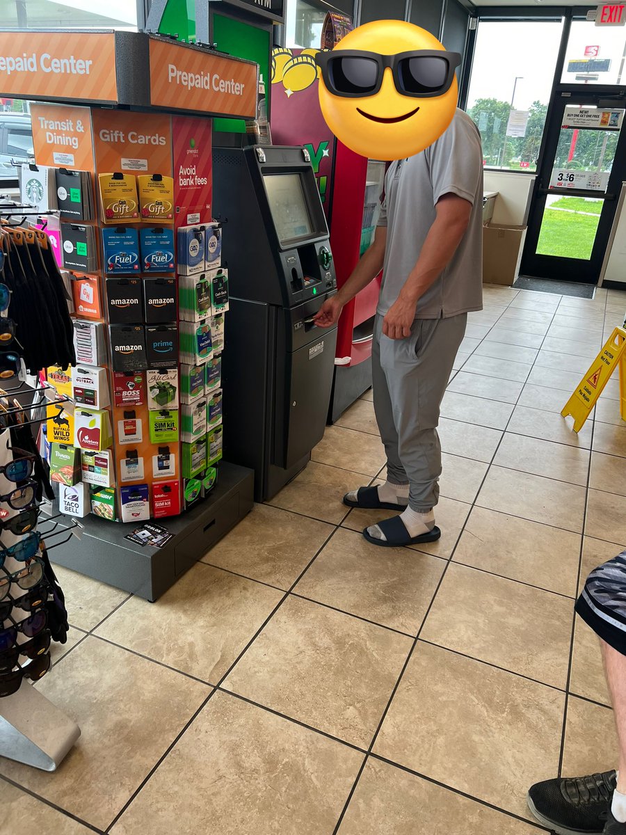 HubertsLeftNut's tweet photo. Buddy just learned how to punch out atm machines. Speedway, sorry you’re the first on the chopping block. #punchmadedev https://t.co/TNc7Oo2hlt