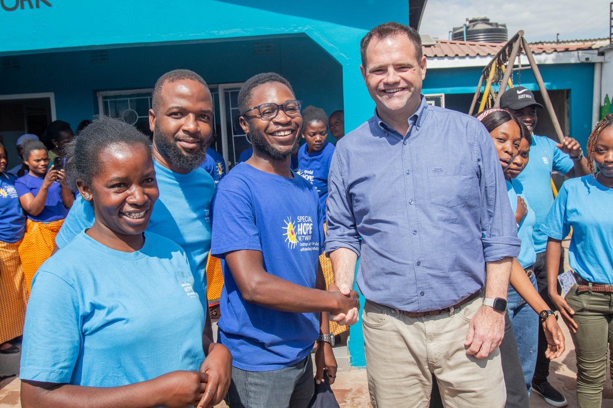 Irish_Aid's tweet image. Today, Minister @nealerichmond was delighted to see the vital work of Ireland's development partners in Zambia, including Build It International and Special Hope Network.
The Minister opened an environmental exhibition 'Black Mountain Project' on the legacy of mining-waste.