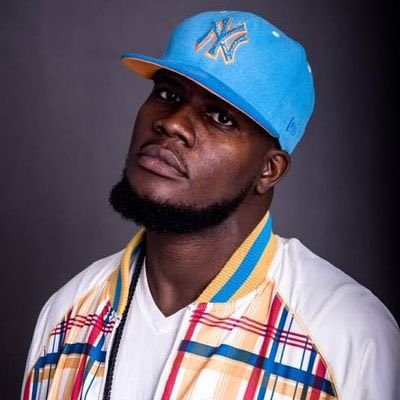_itsmalume's tweet image. Kwa vocal Dogo rema anajua kinoma kuliko wakazi amin nawapanga βοΈ
ASIEFAA KAFAA ,WASOMI HI!πππ«΅