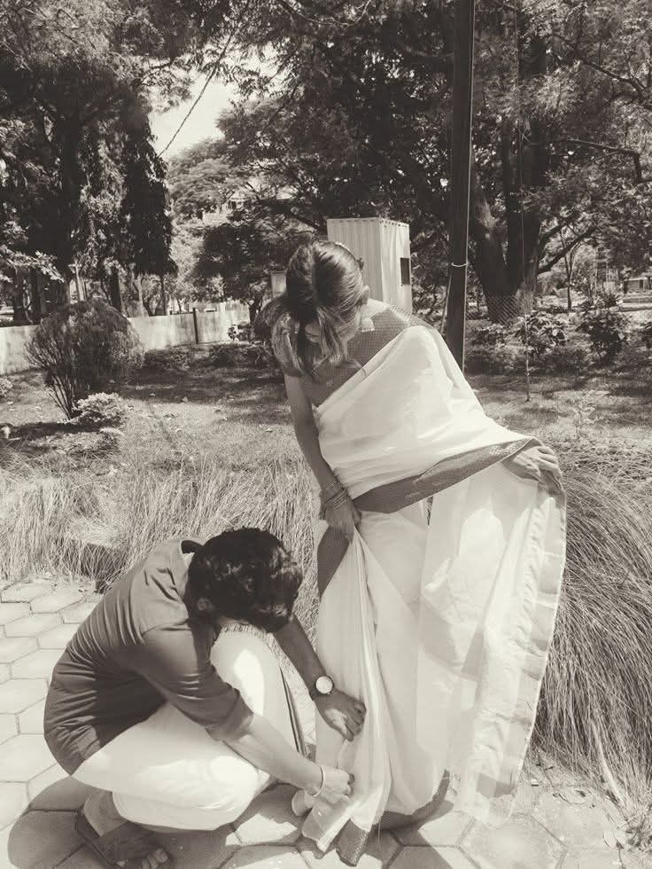 عورت کی عزت کرنے والا مرد 
اپنی ماں کی تربیت کا بہترین مظہر ہے...!!!♥️