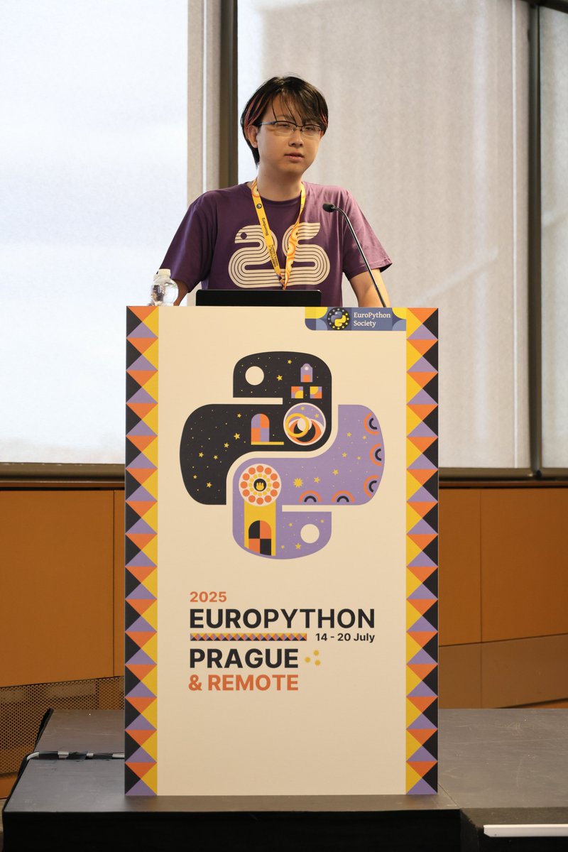 whitphx's tweet image. Had a talk in #EuroPython 2025!