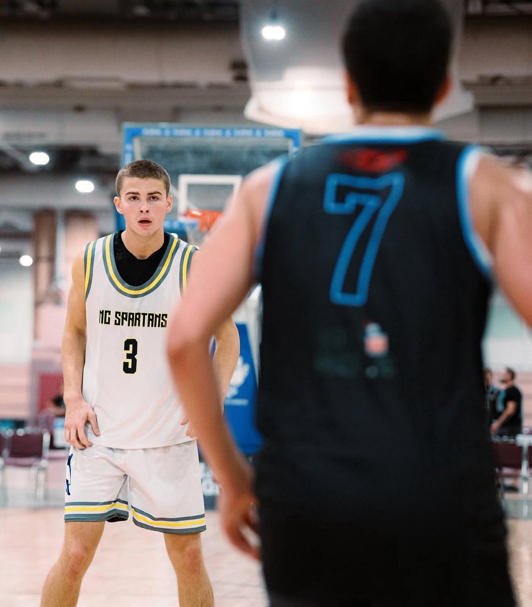 CT_Elite_BBall's tweet image. In a tough morning loss to Hilltoppers Basketball Club 74-60 here are your standouts. 

S. Clachko- 23pts (5- 3’s) @SClachko 
L. Pivovar- 9pts @1ucaspivovar 
F. Toure- 8pts @FadelMamanToure 
A. Kearney- 8pts @neajdaballer 
J. Nash-8pts &amp;amp; 5 assists @joelnash_ 
B. Iglesias- 4pts