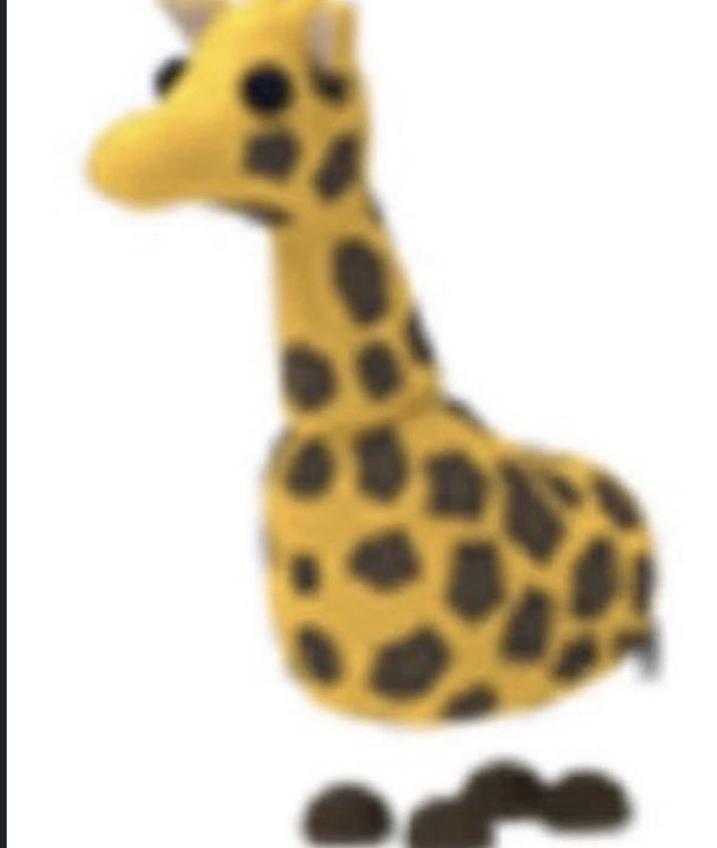apollovwrld's tweet image. Back in 2022, Kanye showed his phone and his wallpaper was a giraffe π