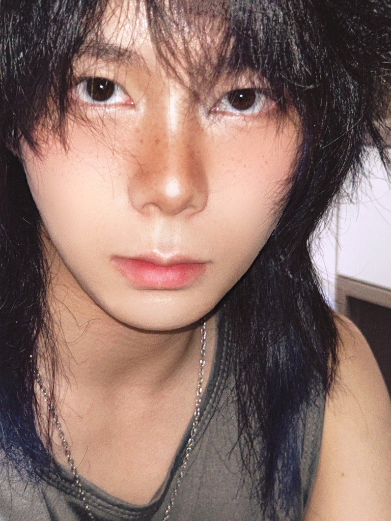 tree777111's tweet photo. 啊？下次染紫色吧？（红色也不错？） https://t.co/EC07BzkTvU