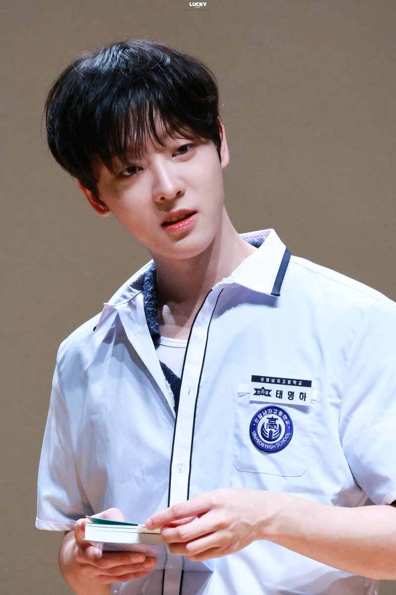 명하야 오랜만이야 보고 싶었어ㅠㅠㅠㅠ