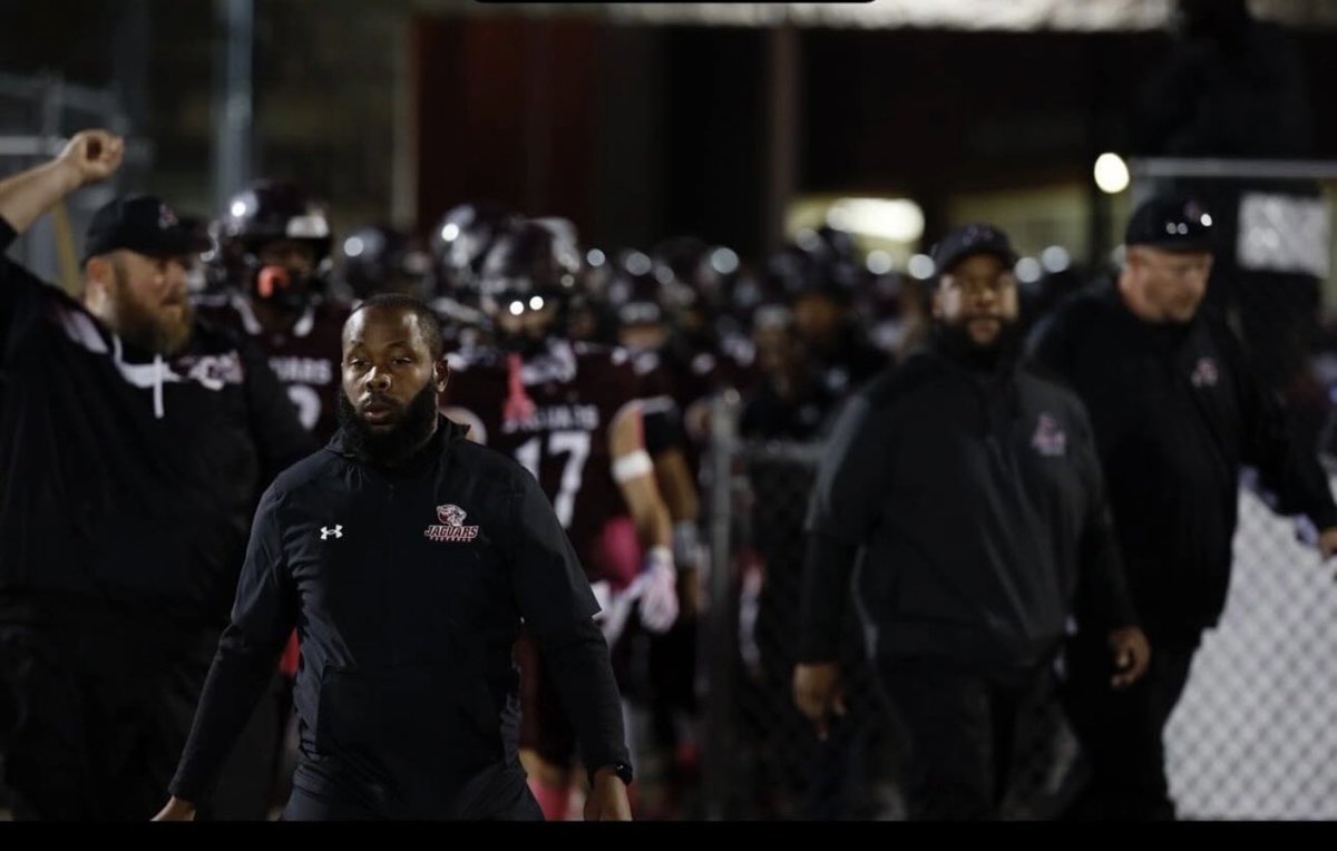 CoachTMorg's tweet image. If Your actions inspire others to dream more , learn more , do more and become more , you are a leader ! 

Leader of Men