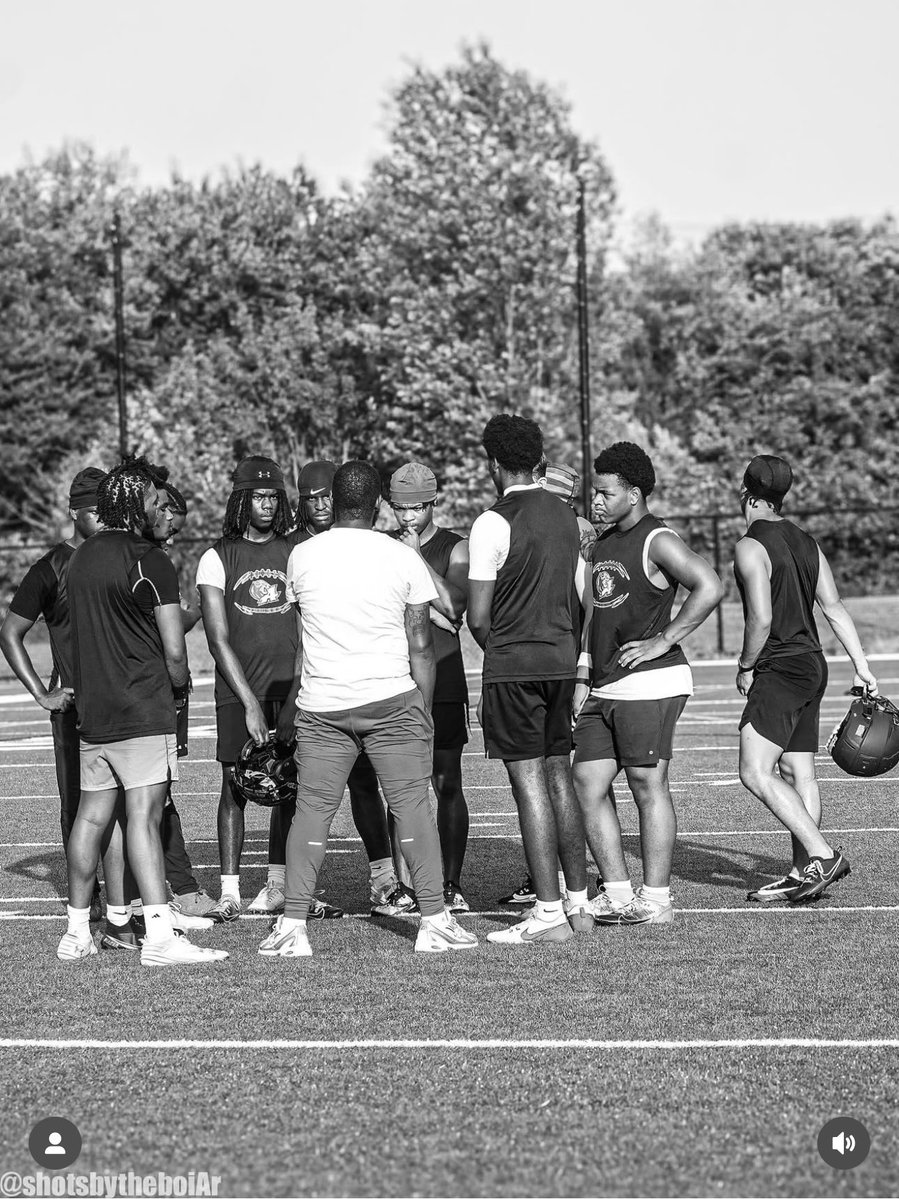 CoachTMorg's tweet image. If Your actions inspire others to dream more , learn more , do more and become more , you are a leader ! 

Leader of Men