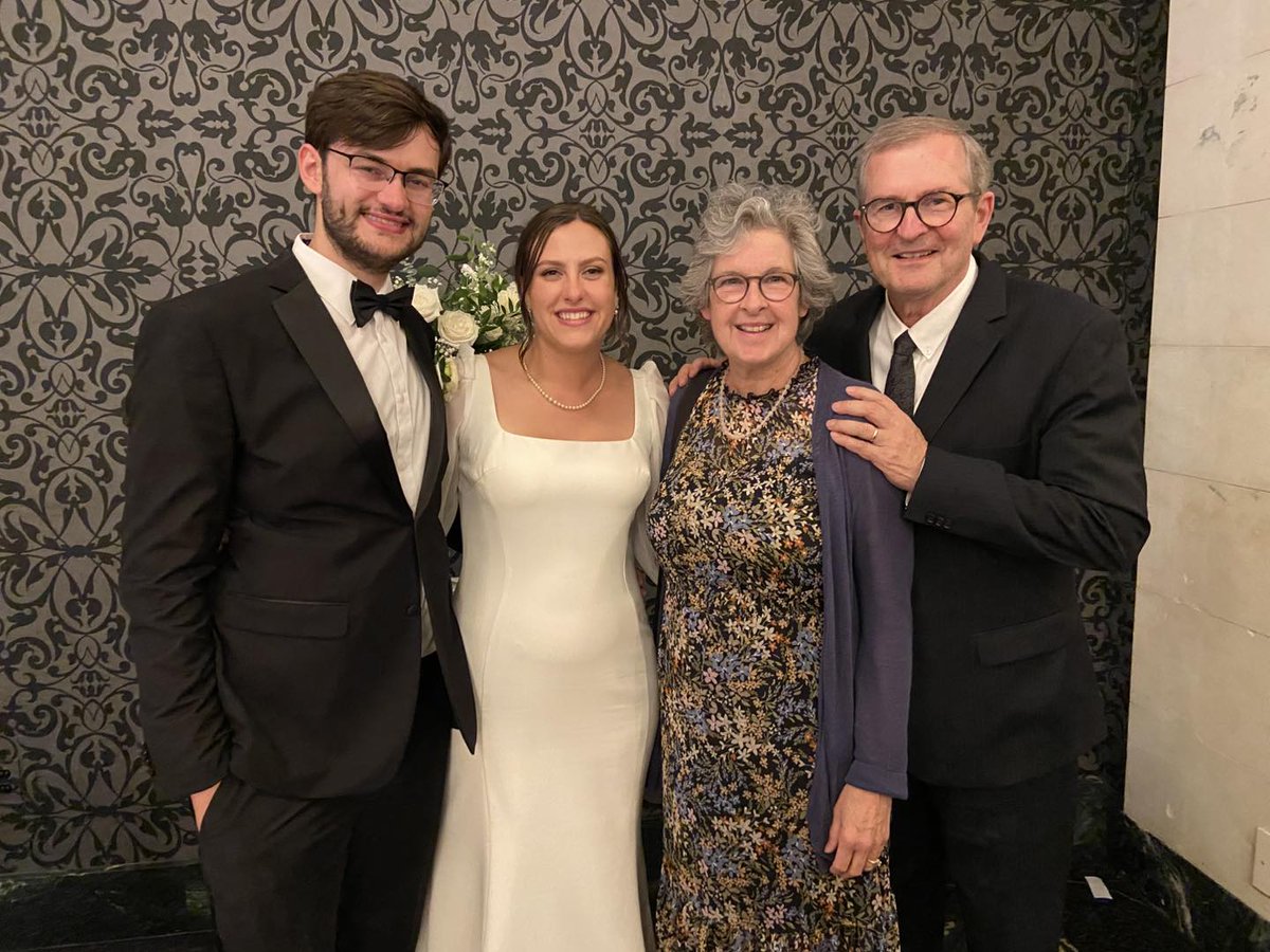 JoelBeeke's tweet image. After leaving Paul Washer and HeartCry Ministries on Thursday in Roanoke, Virginia, it took us 21 hours to get home on three American flights instead of the anticipated 5 hours—totaling 16 hours of delays. Two planes had mechanical problems, and the main pilot didn’t arrive on…