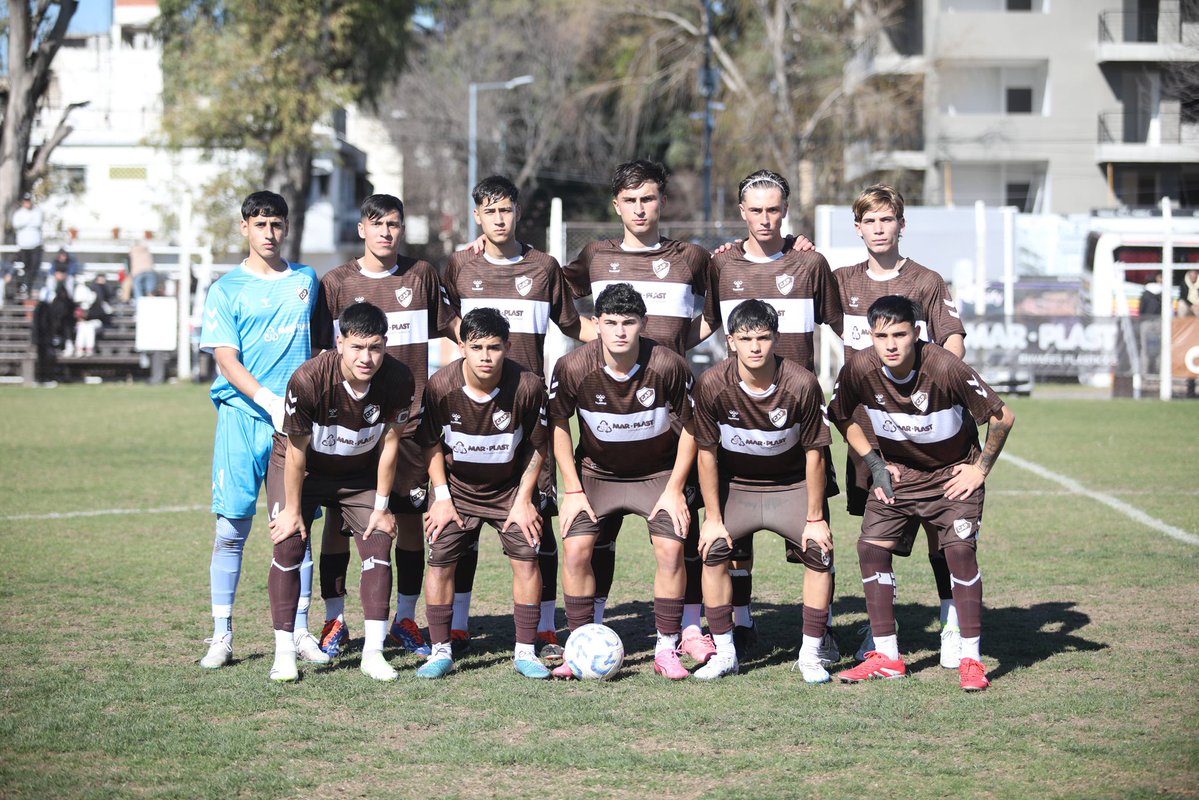 inferiorescap's tweet image. #JuvenilesLPF #SextaDivisión
🔛 Entretiempo
🙌🏻 Èl Calamar🦑 derrota a Aldosivi (MdP) por 3-0 al término de la primera parte.
⚽️ Tomás Raimundo, Isaías Guzmán y Fausto San Pedro de penal.
#SiemprePlatense🤎
