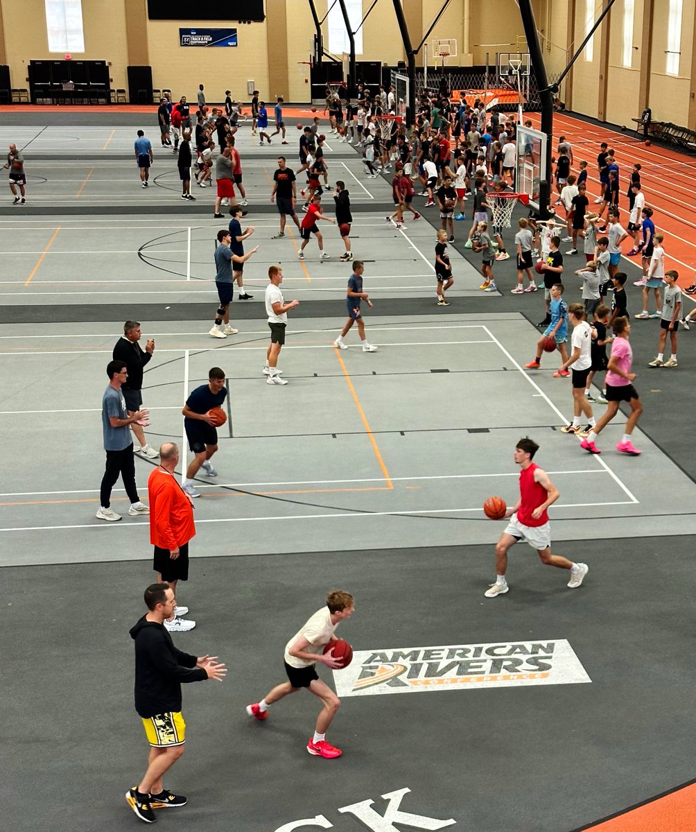 GameShotsBB's tweet image. Making moves on and off the court
Play 3x3
Grow The Game
Reps at the edge of the comfort zone