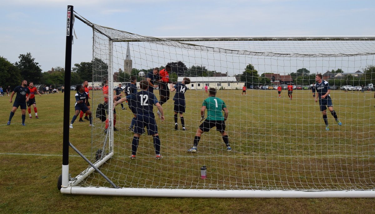 Making good habits - defend, attack, score, repeat. Ransomes' success is our goal. Our thanks to Wickham Market for hosting 🔴⚫️