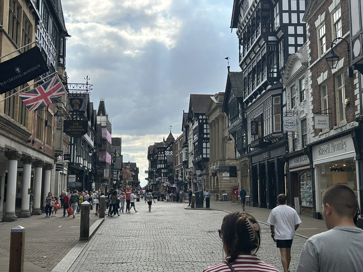 yuan_pablo321's tweet image. A Chester day trip…top city if you like your boozers…@VinnieSull1van @Britains___Pubs