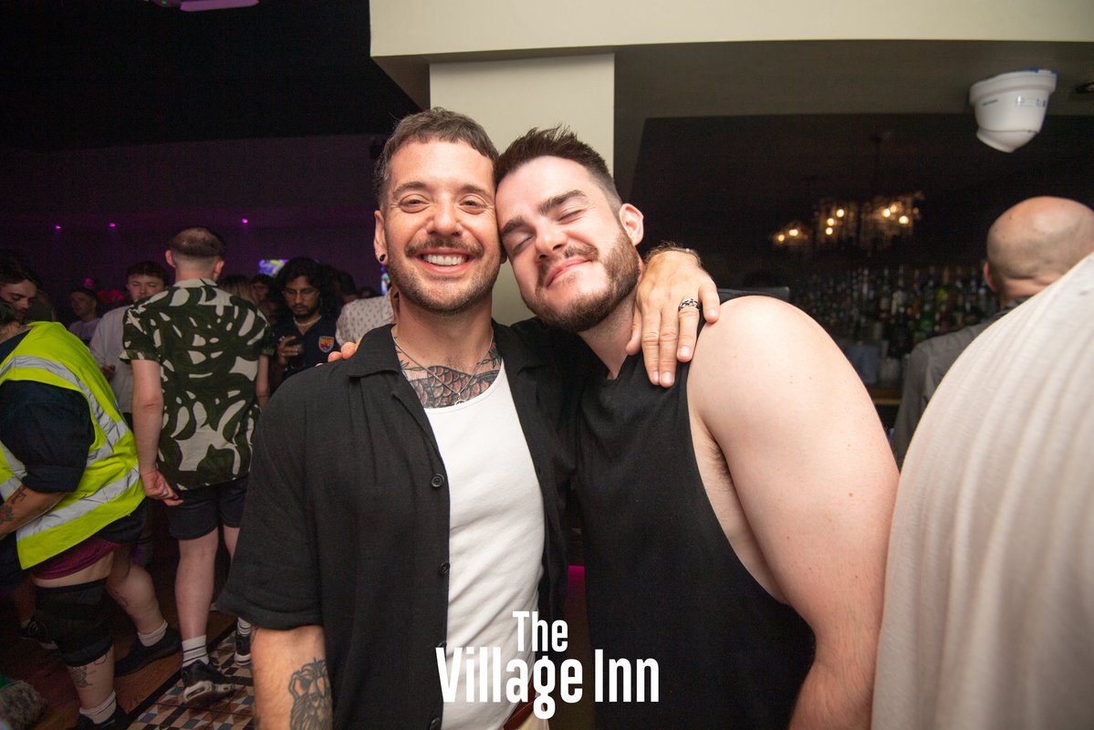 VillageBrum's tweet image. BEDWORTH BELTER FOR SATURDAY 💄 🪩
👠 We’re joined TONIGHT at the Village by the fabulous @AmyLaQueefa LIVE at Midnight!
🪩 PLUS pop anthems and camp in the Main Room
🔊AND the very best RnB and Bashment int he Underground
🌳Fully covered beer garden
⏰Late bar til 6am